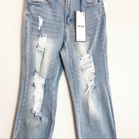 Almost Famous 7 Women's Ripped Distressed Dad Jeans NWT - Picture 2 of 11